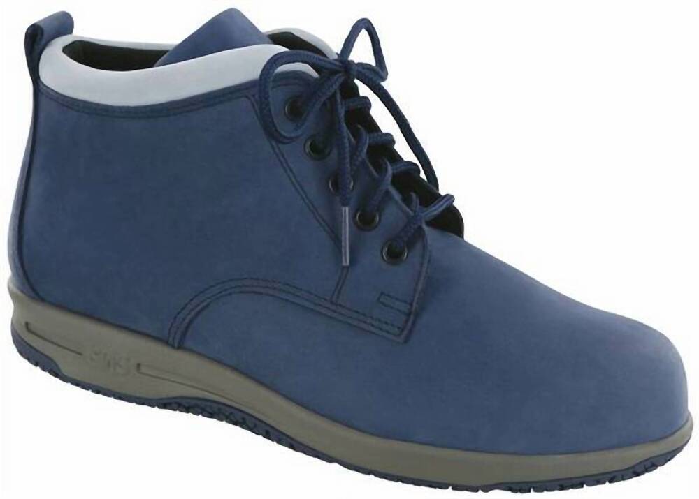 NEW SAS women's gretchen chukka boot in navy/ lightblue